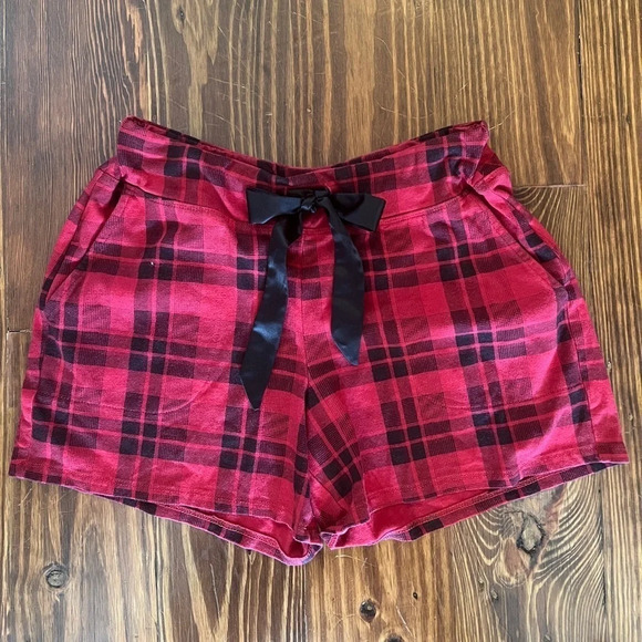 SOMA Embraceable Pajama Shorts Red/Black Plaid Peace and Joy - Picture 2 of 4